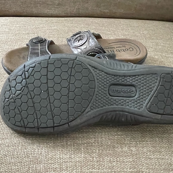 Cobb Hill by New Balance 2 strap brown pewter sandals w7 - Picture 3 of 6